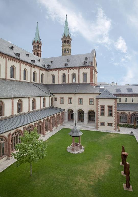Burkardushaus, Tagungszentrum Am Dom Würzburg Exteriör bild